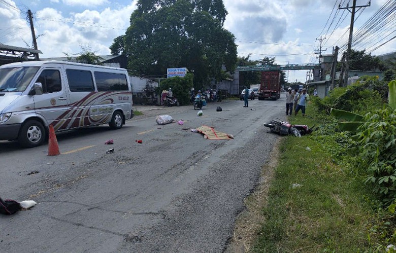 Hiện trường vụ tai nạn giao thông khiến một người tử vong. Hiện trường vụ tai nạn giao thông khiến một người tử vong.