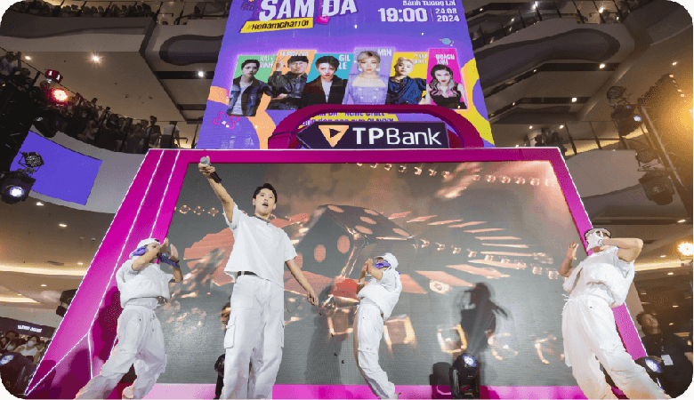 Chiến lược c&aacute; nh&acirc;n h&oacute;a sắc n&eacute;t đưa tấm thẻ TPBank tới h&agrave;ng triệu kh&aacute;ch h&agrave;ng- Ảnh 7.