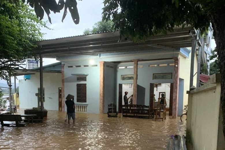 Tạm dừng hoạt động trạm thu ph&iacute; Sa Pa do sạt lở- Ảnh 1.