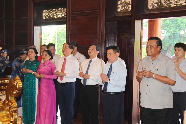 Ph&oacute; thủ tướng: T&acirc;y Sơn đủ điều kiện ph&aacute;t triển c&ocirc;ng nghiệp c&ocirc;ng nghệ cao nhờ gần s&acirc;n bay- Ảnh 2.