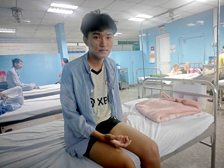 Tương lai mịt mờ của ch&agrave;ng trai mồ c&ocirc;i- Ảnh 2.