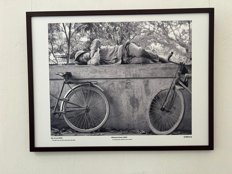 Khám phá Thủ đô xưa qua triển lãm ảnh "Hà Nội - một thời để nhớ"- Ảnh 3. Khám phá Thủ đô xưa qua triển lãm ảnh "Hà Nội - một thời để nhớ"- Ảnh 3.