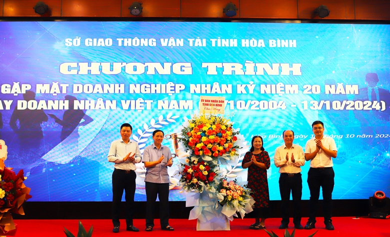 H&ograve;a B&igrave;nh đẩy nhanh thi c&ocirc;ng nhiều dự &aacute;n giao th&ocirc;ng lớn- Ảnh 2.