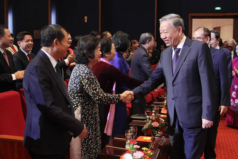 Tổng B&iacute; thư, Chủ tịch nước T&ocirc; L&acirc;m dự Lễ kỷ niệm trọng thể 70 năm Ng&agrave;y Giải ph&oacute;ng Thủ đ&ocirc;- Ảnh 3.