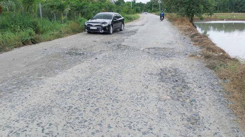 Sớm khắc phục tuyến đường tỉnh 959 chi chít ổ gà ở An Giang- Ảnh 3.