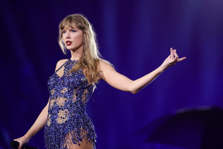 Taylor Swift quy&ecirc;n g&oacute;p hơn 124 tỷ đồng cứu trợ nạn nh&acirc;n b&atilde;o Helene v&agrave; Milton- Ảnh 3.
