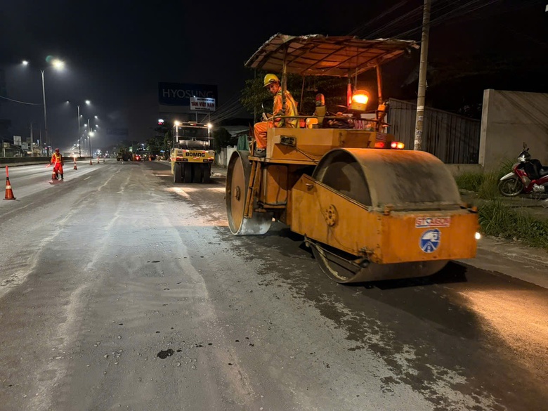 Đ&atilde; sửa xong nhiều điểm hư hỏng nặng tr&ecirc;n QL51- Ảnh 2.