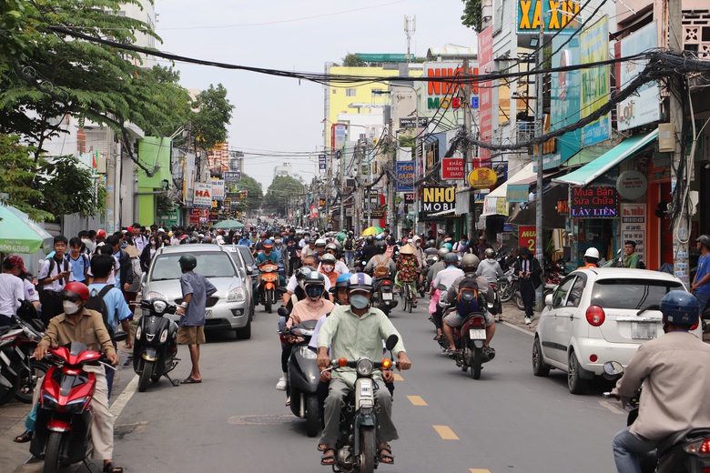 Lưu thông đường cấm theo giờ, nhiều tài xế ô tô bị phạt 2,5 triệu, tước bằng 2 tháng- Ảnh 2. Lưu thông đường cấm theo giờ, nhiều tài xế ô tô bị phạt 2,5 triệu, tước bằng 2 tháng- Ảnh 2.