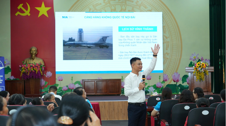 Giảm thiểu t&igrave;nh trạng như đốt rơm rạ, chiếu đ&egrave;n lazer, thả diều... quanh s&acirc;n bay Nội B&agrave;i- Ảnh 1.