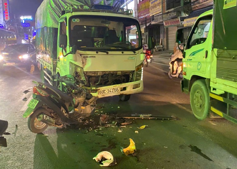 Hiện trường vụ tai nạn tr&ecirc;n QL1.