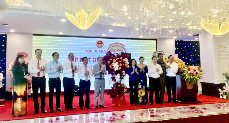 Quảng Ninh tôn vinh doanh nghiệp, doanh nhân có thành tích xuất sắc- Ảnh 1. Quảng Ninh tôn vinh doanh nghiệp, doanh nhân có thành tích xuất sắc- Ảnh 1.