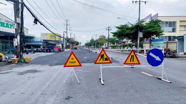 Sau phản &aacute;nh của B&aacute;o Giao th&ocirc;ng, th&agrave;nh phố Sa Đ&eacute;c triển khai chống ngập nhiều tuyến đường- Ảnh 2.