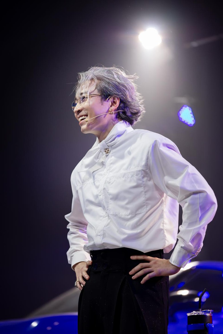 Karik trong Rap Việt tập 4: Tôi bị vùi dập nhất, chưa thấy may mắn mỉm cười- Ảnh 6. Karik trong Rap Việt tập 4: Tôi bị vùi dập nhất, chưa thấy may mắn mỉm cười- Ảnh 6.