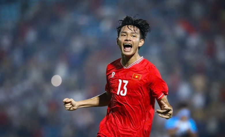 Sao mai sinh năm 2003 trở th&agrave;nh "vũ kh&iacute; mới" của HLV Kim Sang-sik- Ảnh 1.