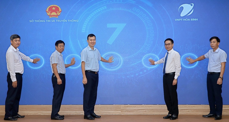 Đẩy mạnh chuyển đổi số, Ho&agrave; B&igrave;nh hướng đến x&acirc;y dựng ch&iacute;nh quyền 3 ti&ecirc;u ch&iacute;- Ảnh 7.