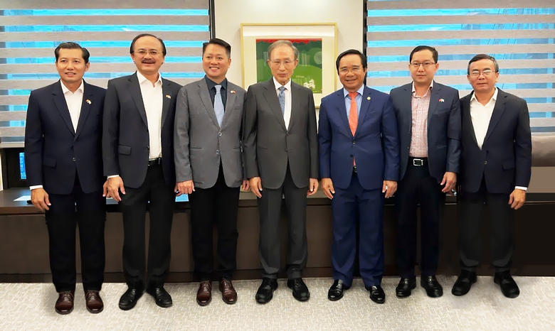 Long An xúc tiến đầu tư Hàn Quốc, hướng đến kinh tế xanh- Ảnh 1. Long An xúc tiến đầu tư Hàn Quốc, hướng đến kinh tế xanh- Ảnh 1.