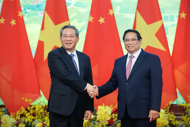 Việt Nam - Trung Quốc ra tuy&ecirc;n bố chung nh&acirc;n chuyến thăm của Thủ tướng L&yacute; Cường- Ảnh 1.