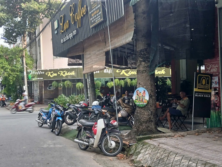 T&aacute;i diễn nạn chiếm vỉa h&egrave;, l&ograve;ng đường ở quận trung t&acirc;m TP Cần Thơ- Ảnh 4.