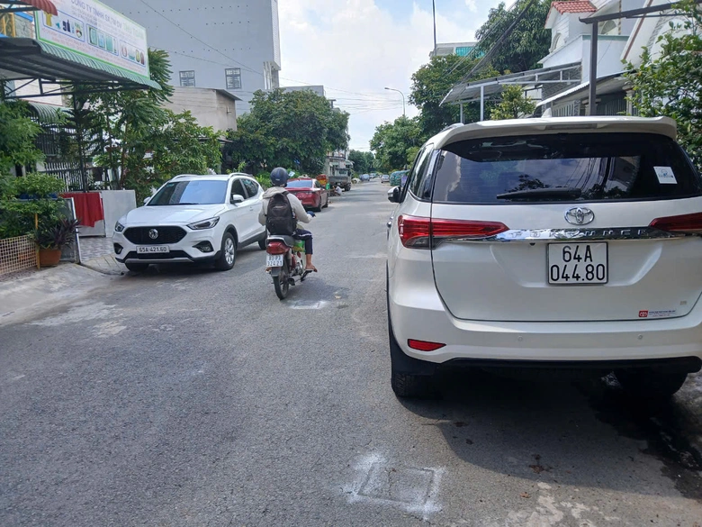 T&aacute;i diễn nạn chiếm vỉa h&egrave;, l&ograve;ng đường ở quận trung t&acirc;m TP Cần Thơ- Ảnh 7.