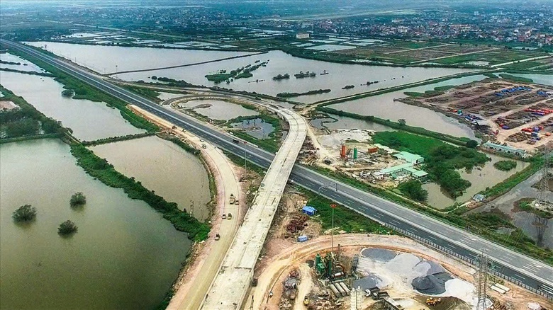 V&igrave; sao c&aacute;c trạm dừng nghỉ tr&ecirc;n cao tốc ở Quảng Ninh chưa được x&acirc;y dựng?- Ảnh 1.