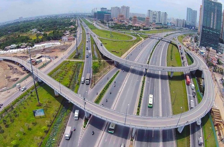 Chậm giải ng&acirc;n đầu tư c&ocirc;ng: Đề xuất cắt vốn, hủy dự to&aacute;n- Ảnh 1.
