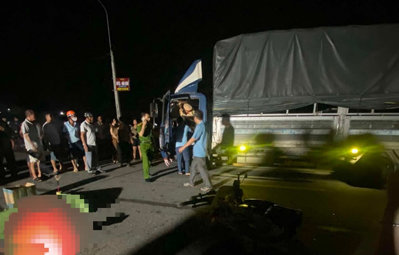 Hai vụ tai nạn khiến 3 người tử vong ở H&agrave; Nam- Ảnh 2.