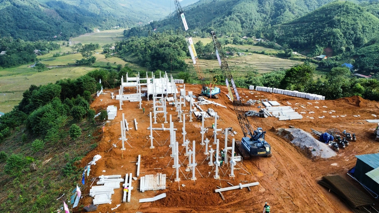 Hoa đã nở nơi Làng Nủ- Ảnh 1. Hoa đã nở nơi Làng Nủ- Ảnh 1.