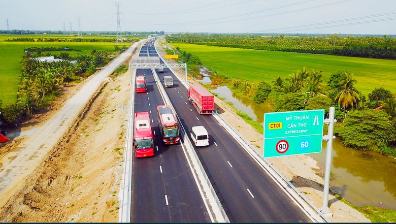 Mức ph&iacute; cao tốc do Nh&agrave; nước đầu tư ph&ugrave; hợp với khả năng chi trả của người d&acirc;n- Ảnh 1.