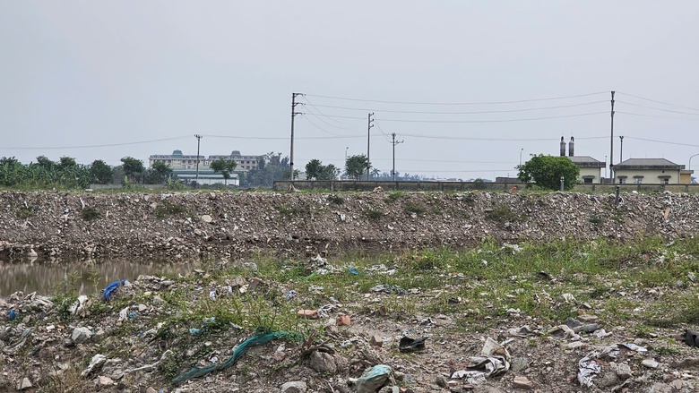 Chủ đầu tư lên tiếng về nghi vấn dùng rác, trạc thải đắp nền đường Vành đai 4- Ảnh 2. Chủ đầu tư lên tiếng về nghi vấn dùng rác, trạc thải đắp nền đường Vành đai 4- Ảnh 2.