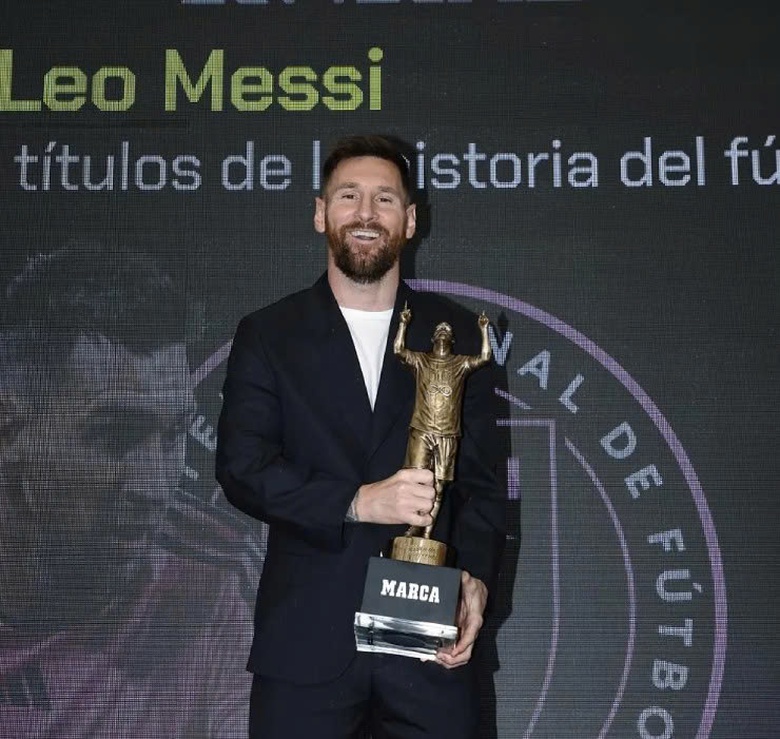 Messi vượt mặt Ronaldo ở cuộc đua kéo dài hơn một thập kỷ- Ảnh 1. Messi vượt mặt Ronaldo ở cuộc đua kéo dài hơn một thập kỷ- Ảnh 1.
