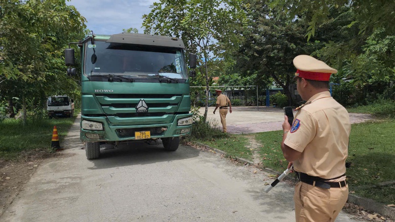 Quảng Ngãi: Gần 41.000 trường hợp vi phạm giao thông trong 9 tháng- Ảnh 1. Quảng Ngãi: Gần 41.000 trường hợp vi phạm giao thông trong 9 tháng- Ảnh 1.