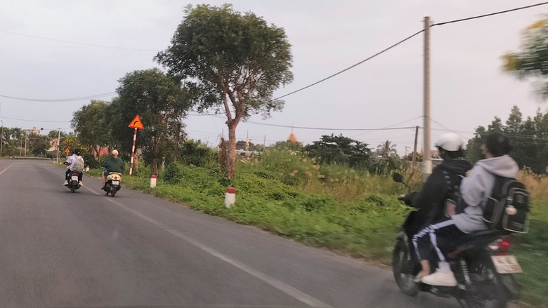 C&agrave; Mau: Gi&aacute;m s&aacute;t chặt việc giao xe cho người kh&ocirc;ng đủ điều kiện tham gia giao th&ocirc;ng- Ảnh 1.