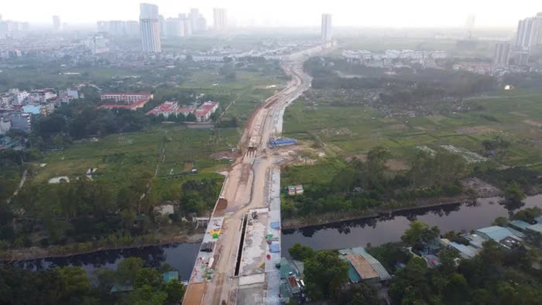 H&agrave; Nội: Đường L&ecirc; Quang Đạo "lỡ hẹn" về đ&iacute;ch dịp 10/10- Ảnh 1.