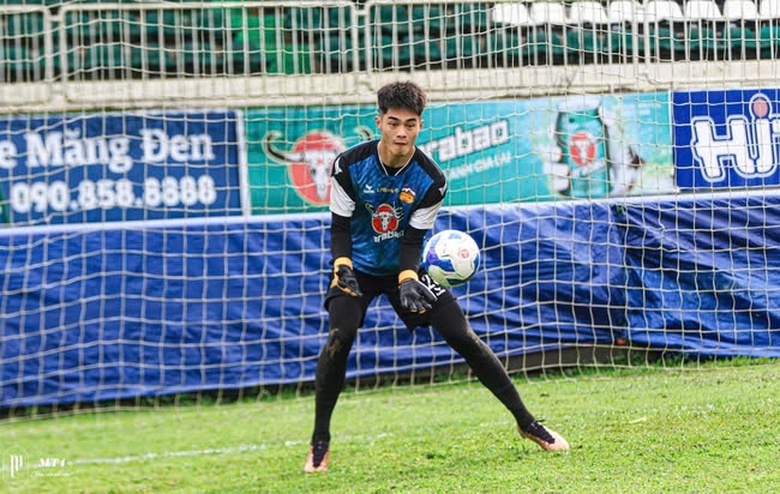 Sao trẻ HAGL làm lu mờ 2 thủ môn Việt kiều ở V-League vừa lên tuyển Việt Nam là ai?- Ảnh 1. Sao trẻ HAGL làm lu mờ 2 thủ môn Việt kiều ở V-League vừa lên tuyển Việt Nam là ai?- Ảnh 1.