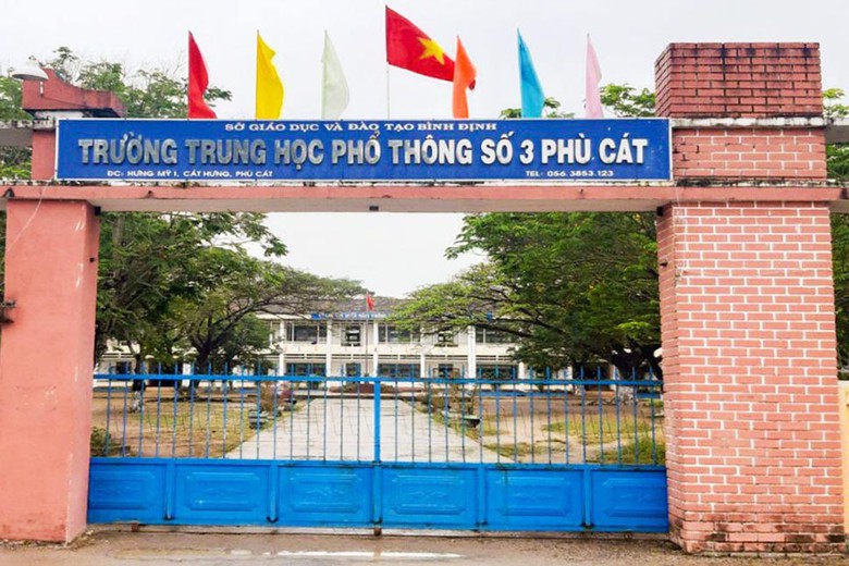 Một trường học phải tháo 7 tivi trả phụ huynh vì vận động sai- Ảnh 1.