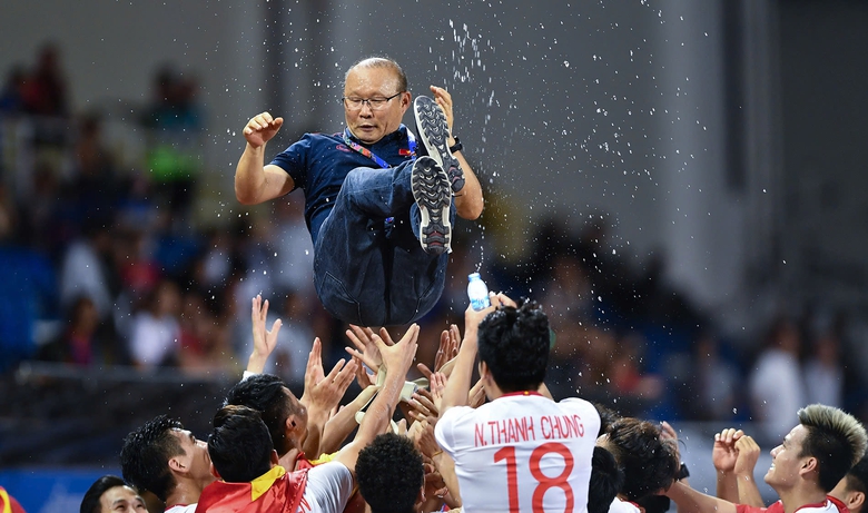 FIFA c&oacute; h&agrave;nh động bất ngờ với HLV Park Hang-seo- Ảnh 1.