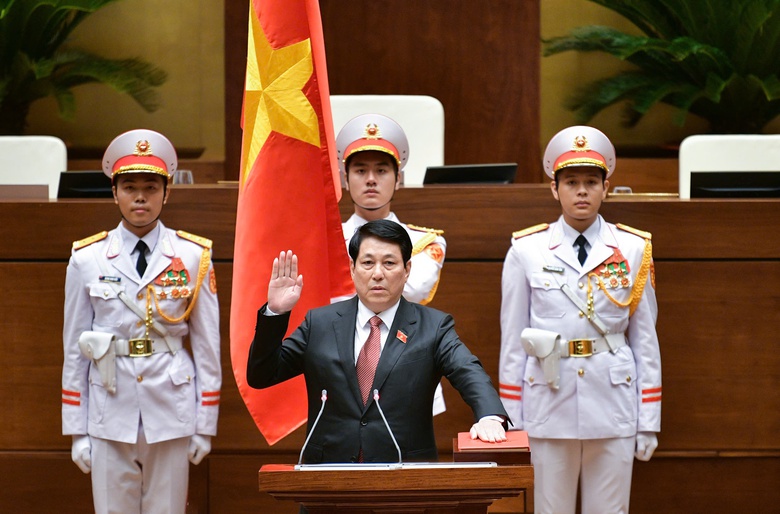 To&agrave;n cảnh lễ tuy&ecirc;n thệ nhậm chức của Chủ tịch nước Lương Cường- Ảnh 6.