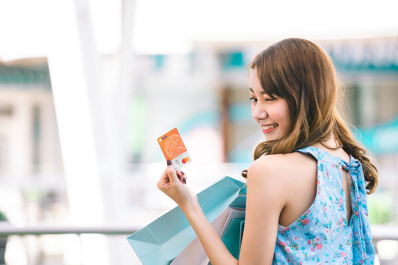 Cơ hội tr&uacute;ng Iphone 16 ProMax c&ugrave;ng nhiều ưu đ&atilde;i hấp dẫn chưa từng c&oacute; cho kh&aacute;ch h&agrave;ng SHB- Ảnh 2.