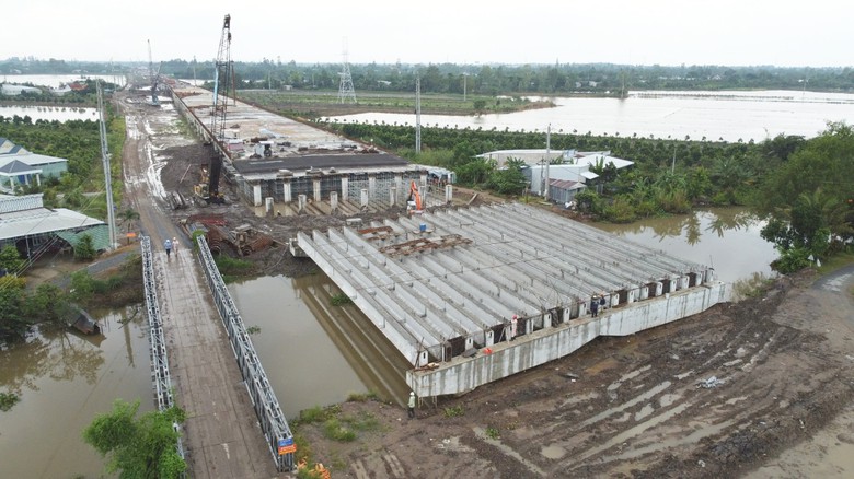 Cao tốc Cao L&atilde;nh - An Hữu: Th&aacute;ng 11 ho&agrave;n th&agrave;nh đoạn dầm s&agrave;n duy nhất- Ảnh 3.