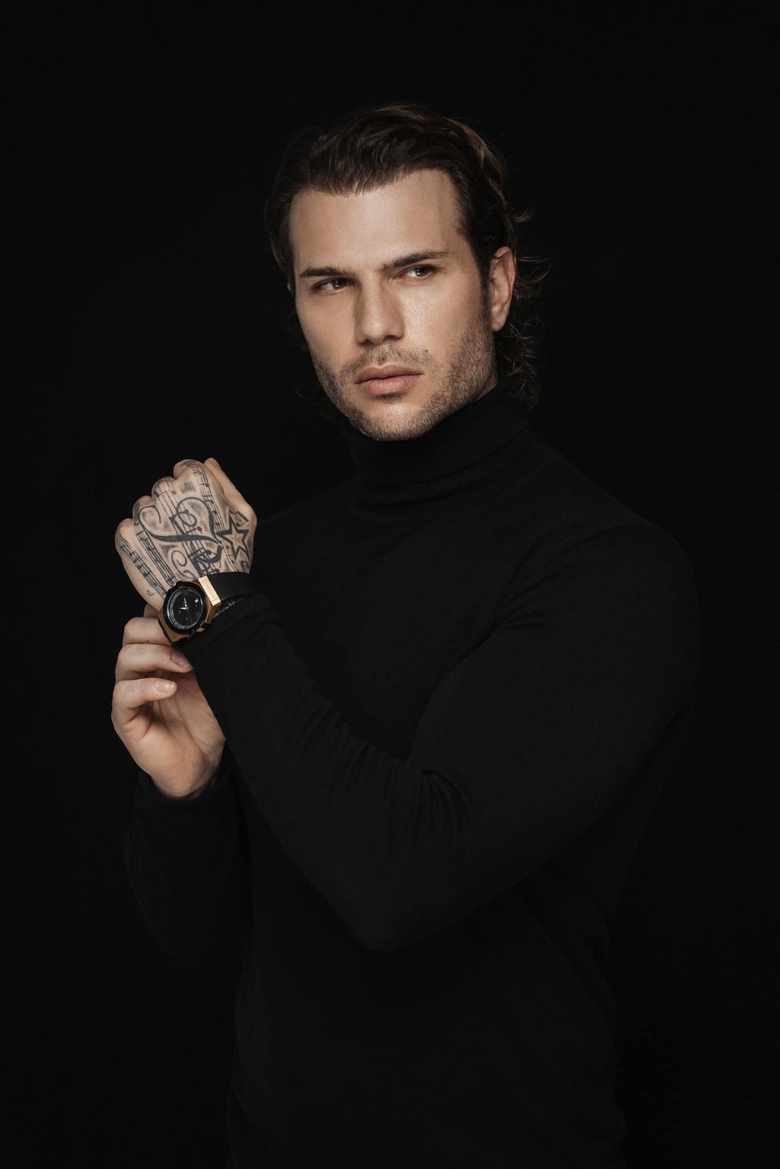 D&agrave;n Mr World 2024 sắp đổ bộ Việt Nam: Từ cận vệ vua, ca sĩ, nh&agrave; t&acirc;m l&yacute; đến t&agrave;i ch&iacute;nh- Ảnh 2.