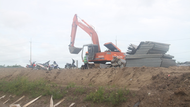 C&agrave; Mau triển khai cao điểm "500 ng&agrave;y đ&ecirc;m thi đua ho&agrave;n th&agrave;nh 3.000km đường bộ cao tốc"- Ảnh 1.