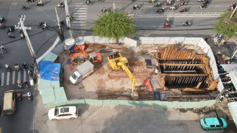 Khẩn trương t&aacute;i lập mặt bằng c&aacute;c g&oacute;i thầu di dời hạ tầng tuyến metro số 2- Ảnh 1.