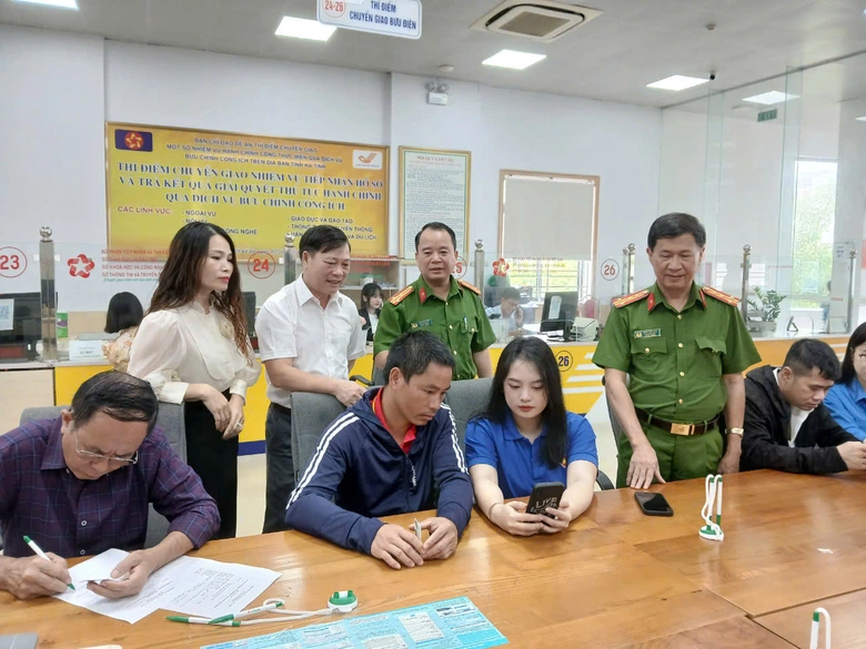 H&agrave; Tĩnh ph&aacute;t động cuộc thi trực tuyến t&igrave;m hiểu ph&aacute;p luật về ATGT- Ảnh 2.