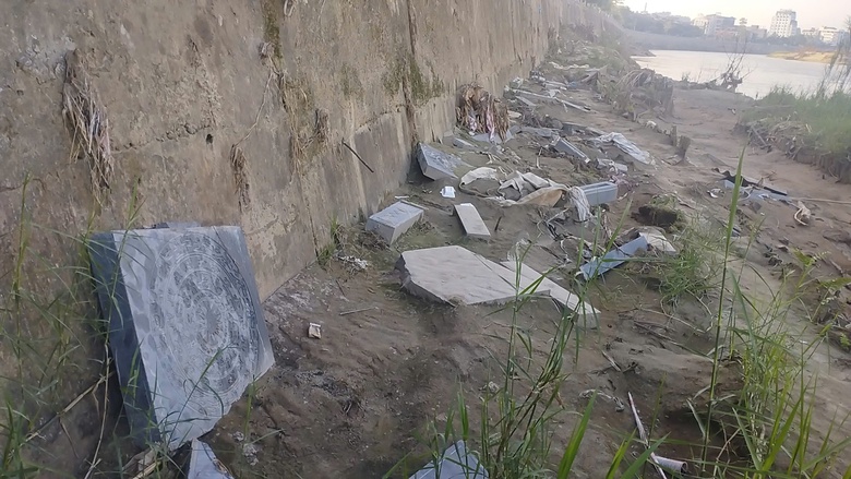 V&igrave; sao lan can đ&aacute; tiền tỷ ở L&agrave;o Cai hư hỏng nặng sau mưa b&atilde;o?- Ảnh 5.