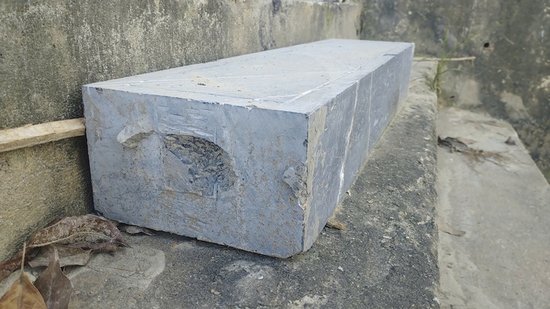 V&igrave; sao lan can đ&aacute; tiền tỷ ở L&agrave;o Cai hư hỏng nặng sau mưa b&atilde;o?- Ảnh 9.