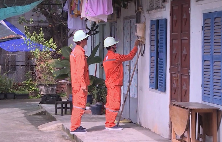 Người thu&ecirc; nh&agrave; ở c&aacute;c tỉnh, th&agrave;nh ph&iacute;a Nam được &aacute;p gi&aacute; điện như thế n&agrave;o?- Ảnh 2.