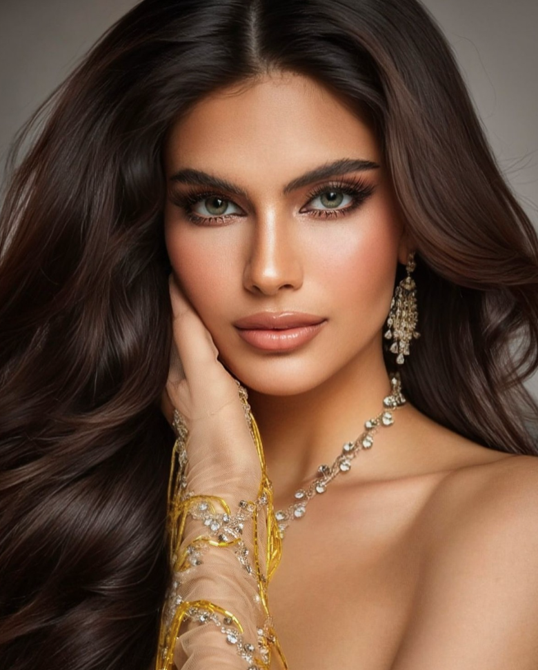 Miss Grand International 2024 t&agrave;i sắc vẹn to&agrave;n, mới 20 tuổi đ&atilde; l&agrave; CEO- Ảnh 2.