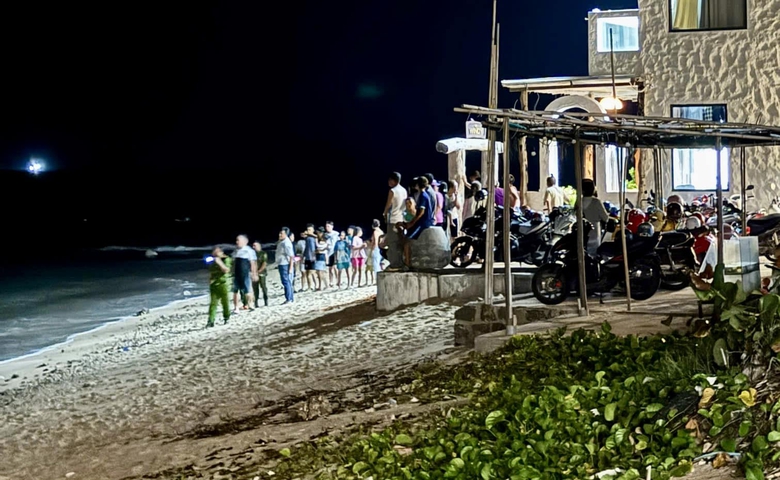 Đang t&igrave;m kiếm 2 du kh&aacute;ch mất t&iacute;ch ở đảo Ph&uacute; Qu&yacute;, B&igrave;nh Thuận- Ảnh 1.
