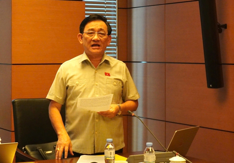 ĐBQH băn khoăn từ vụ &ocirc;ng Vương Tấn Việt, c&ograve;n bao nhi&ecirc;u tiến sĩ "rởm" đang tồn tại?- Ảnh 1.