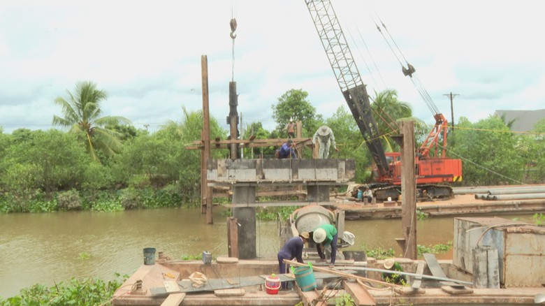 Đồng Th&aacute;p: Khởi c&ocirc;ng x&acirc;y dựng cầu n&ocirc;ng th&ocirc;n- Ảnh 1.